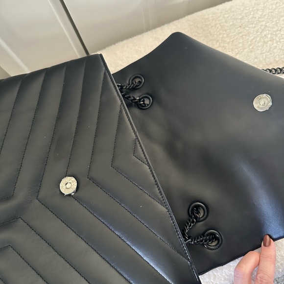 Saint Laurent Loulou Shoulder Bag Matelasse Chevron Medium - like new! - Picture 4 of 15